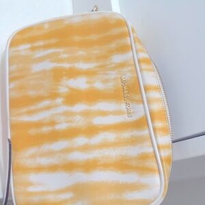 Michael Kors East west jet set crossbody bag buttercup gold